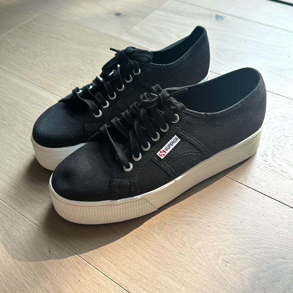 Brand new, superga black platforms